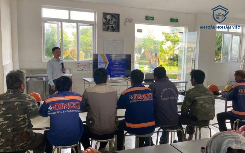 nhóm đối tượng huấn luyện an toàn lao động