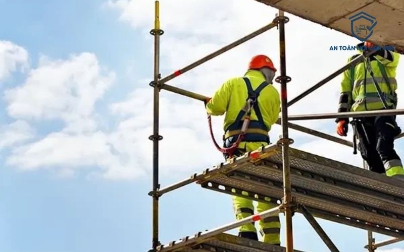 Dây đai an toàn làm việc trên cao